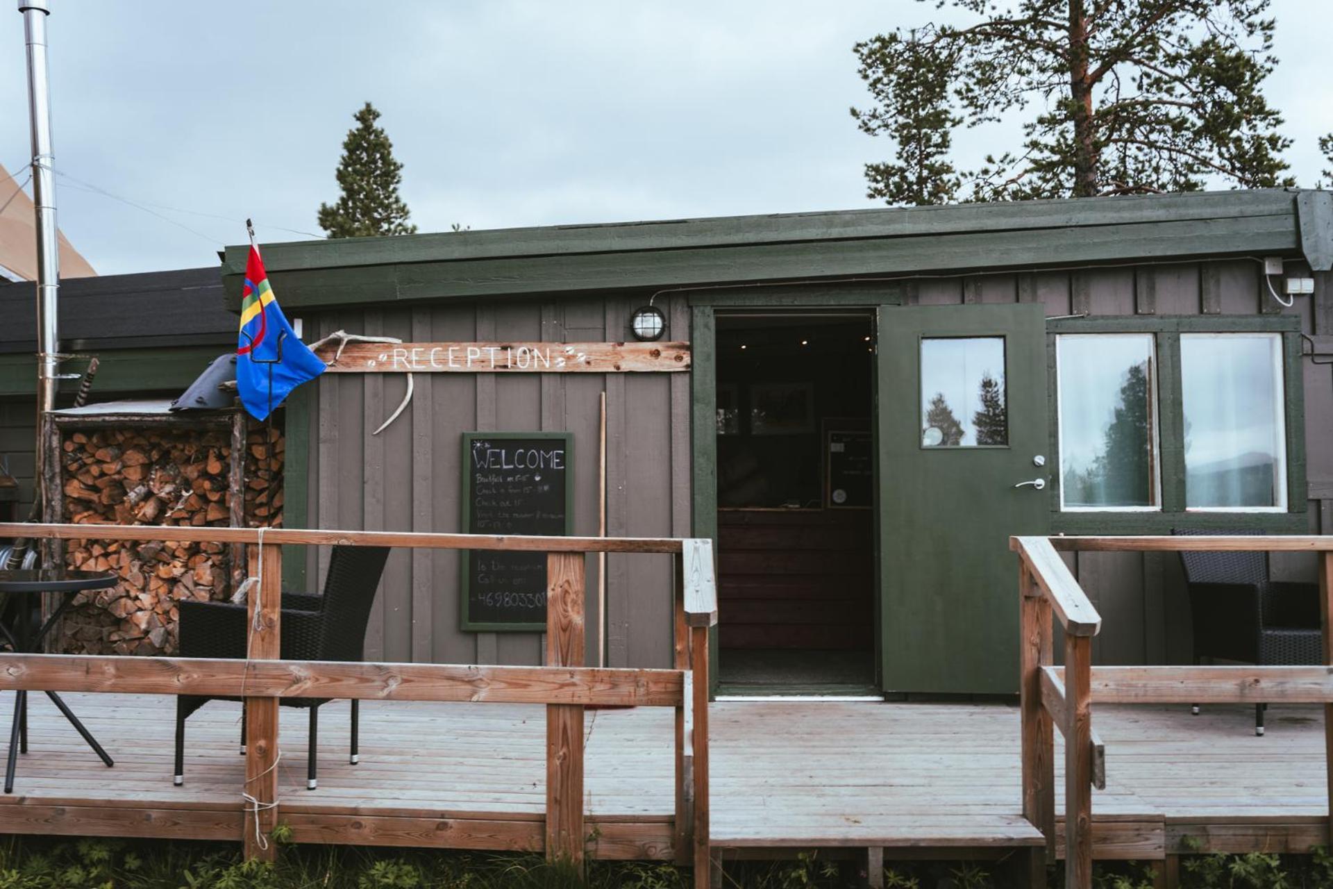 Reindeer Lodge Jukkasjärvi Exterior foto
